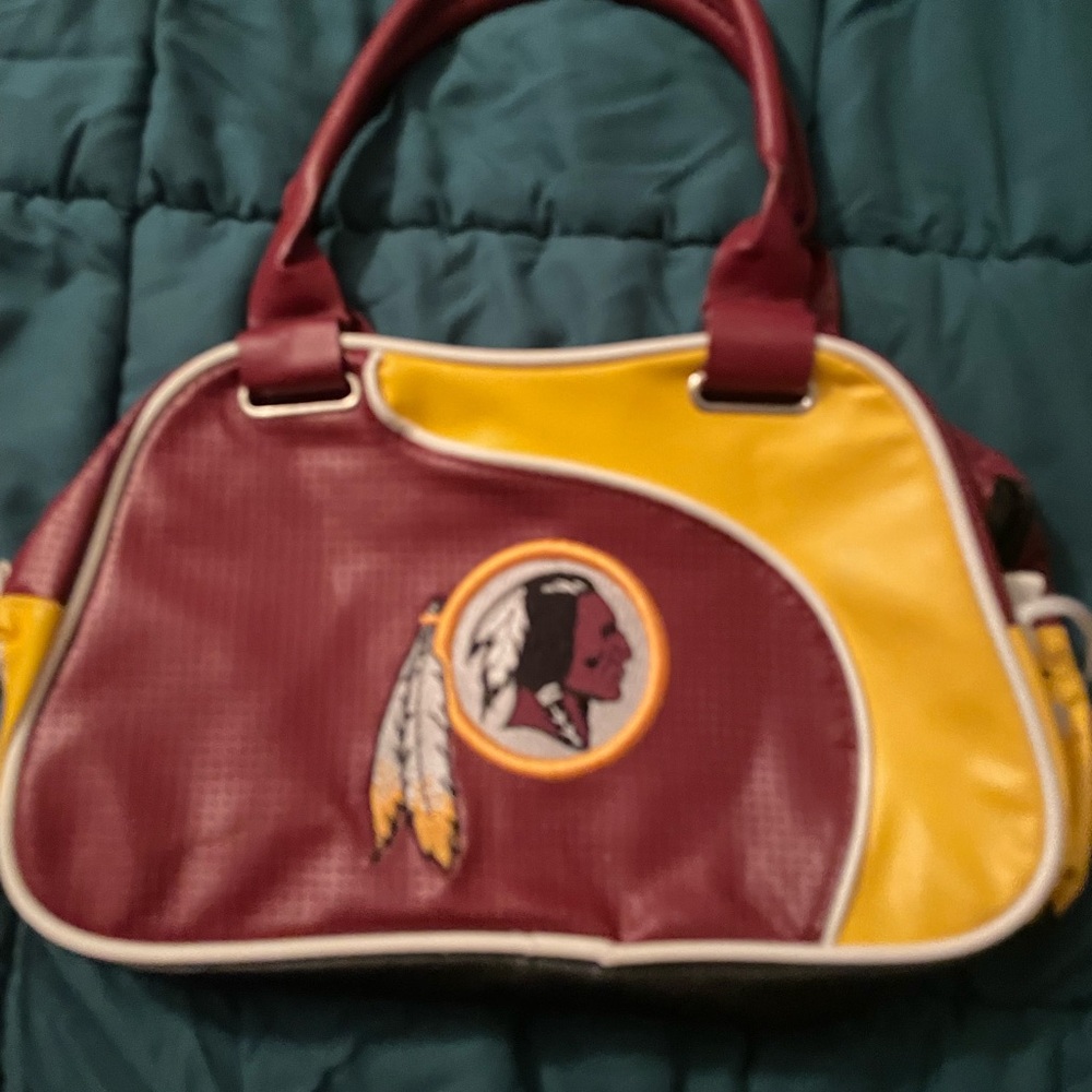 Vintage redskins pleather women’s purse